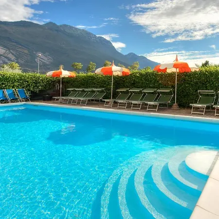 Hotel Roma Torbole Sul Garda